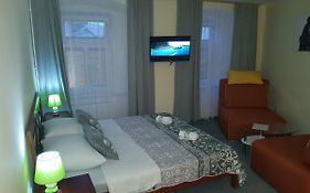Elg Rooms